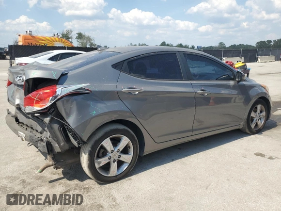 2013 Hyundai Elantra Limited z VIN 5NPDH4AEXDH397107, wystawiony jako Copart lot #57913735 z przebiegiem 147 674 mil mil oraz Szkoda całkowita • Salvage title. Historia ofert i sprzedaży dostępna na DreamBid. Obrazek 3.