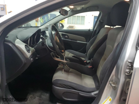 2014 Chevrolet Cruze LS with VIN 1G1PB5SGXE7283935, listed as a Copart auction lot 48990435 with 98,686 mi miles and Salvage Title. Bid and sale history available at carsss.com. Image 7.