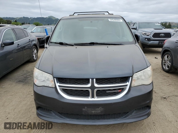 2014 Dodge Grand Caravan SXT with VIN 2C4RDGCG5ER267354, listed as a Copart auction lot 54548955 with 145,971 mi miles and Clean Title. Bid and sale history available at DreamBid. Image 5.