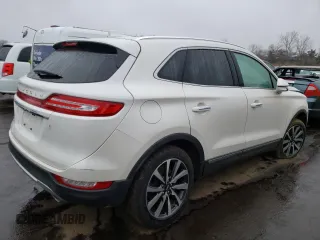 2019 Lincoln MKC Reserve with VIN 5LMCJ3D99KUL12875, listed as a Copart auction lot 49184785 with Not Provided miles and Salvage Title. Bid and sale history available at DreamBid. Image 3.
