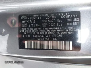 2017 Genesis G80 3.8L z VIN KMHGN4JE4HU171285, wystawiony jako IAAI lot #42197648 z przebiegiem 125 192 mil mil oraz . Historia ofert i sprzedaży dostępna na DreamBid. Obrazek 9.