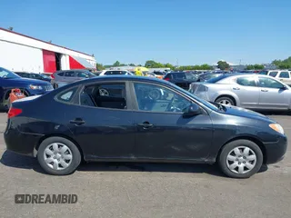 2009 Hyundai Elantra SE z VIN KMHDU46D39U670425, wystawiony jako IAAI lot #42094937 z przebiegiem 174 545 mil mil oraz . Historia ofert i sprzedaży dostępna na DreamBid. Obrazek 14.