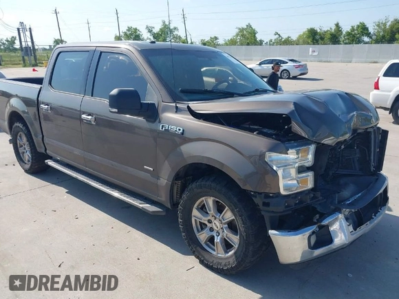 2016 Ford F-150 XL with VIN 1FTEW1CP6GFA12633, listed as a IAAI auction lot 39974283 with 232,058 mi miles and . Bid and sale history available at carsss.com. Image 1.