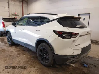 2024 Chevrolet Blazer LT with VIN 3GNKBCR48RS284128, listed as a IAAI auction lot 41542591 with 2,847 mi miles and . Bid and sale history available at DreamBid. Image 3.