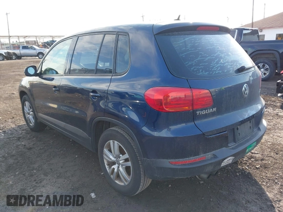 2014 Volkswagen Tiguan SE z VIN WVGAV3AX7EW541355, wystawiony jako IAAI lot #42032798 z przebiegiem 220 940 mil mil oraz . Historia ofert i sprzedaży dostępna na DreamBid. Obrazek 3.