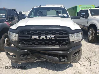 2022 Ram 5500 Tradesman with VIN 3C7WRNDL5NG158132, listed as a Copart auction lot 71730444 with 64,748 mi miles and Salvage Title. Bid and sale history available at carsss.com. Image 5.