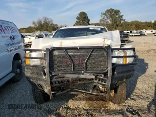 2008 GMC Sierra 3500HD DRW SLE2 z VIN 1GTJK33688F205851, wystawiony jako Copart lot #77532264 z przebiegiem 196 137 mil mil oraz Czysty tytuł • Clean title. Historia ofert i sprzedaży dostępna na DreamBid. Obrazek 5.