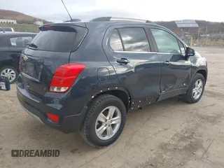 2018 Chevrolet Trax LT with VIN 3GNCJPSB9JL303436, listed as a IAAI auction lot 41836272 with 117,775 mi miles. Bid and sale history available at carsss.com. Image 4.
