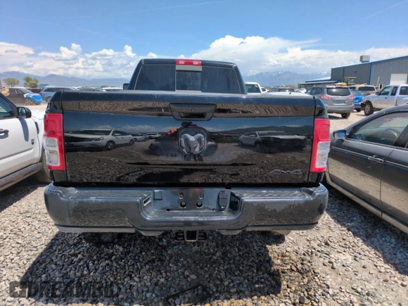2024 Ram 2500 Tradesman z VIN 3C6UR5HLXRG209409, wystawiony jako Copart lot #58694365 z przebiegiem 28 761 mil mil oraz Szkoda całkowita • Salvage title. Historia ofert i sprzedaży dostępna na DreamBid. Obrazek 6.