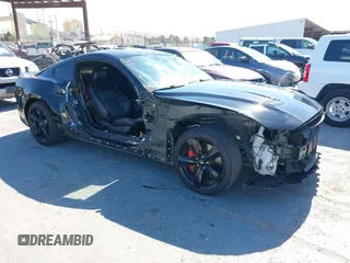2021 Ford Mustang GT z VIN 1FA6P8CFXM5138390, wystawiony jako IAAI lot #42635895 z przebiegiem 59 184 mil mil oraz . Historia ofert i sprzedaży dostępna na DreamBid. Obrazek 1.