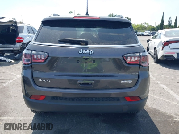 2023 Jeep Compass Latitude z VIN 3C4NJDBN7PT533642, wystawiony jako IAAI lot #42473847 z przebiegiem 34 589 mil mil oraz . Historia ofert i sprzedaży dostępna na DreamBid. Obrazek 15.