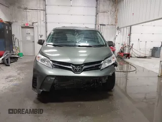 2019 Toyota Sienna LE Auto Access Seat with VIN 5TDKZ3DCXKS012628, listed as a IAAI auction lot 41666314 with 72,428 mi miles and . Bid and sale history available at DreamBid. Image 13.