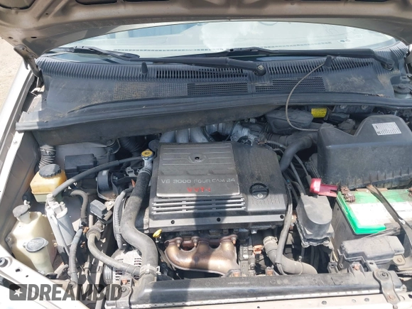 2001 Toyota Sienna LE with VIN 4T3ZF13C01U325889, listed as a IAAI auction lot 42795570 with 211,585 mi miles and . Bid and sale history available at DreamBid. Image 10.