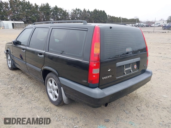 1996 Volvo 850 с VIN YV1LW5549T2173250, выставлен на аукционе IAAI как лот 41773998 с пробегом 224 384 миль миль и . История ставок и продаж доступна на DreamBid. Изображение 3.