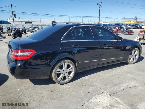 2013 Mercedes-Benz E-Class E 350 Luxury with VIN WDDHF5KB7DA702934, listed as a Copart auction lot 49184545 with 145,327 mi miles and Salvage Title. Bid and sale history available at carsss.com. Image 3.