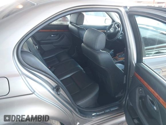 2002 BMW 5 Series 525iA with VIN WBADT43442GY95336, listed as a IAAI auction lot 42068577 with 1 mi miles. Bid and sale history available at carsss.com. Image 8.