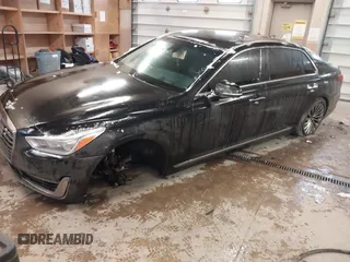 2018 Genesis G90 5.0L Ultimate with VIN KMHG54JH7JU038472, listed as a IAAI auction lot 41300699 with 85,133 mi miles. Bid and sale history available at carsss.com. Image 2.
