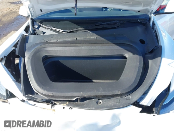 2022 Tesla Model Y Long Range with VIN 7SAYGDEE1NF402745, listed as a IAAI auction lot 41493850 with 11,222 mi miles and . Bid and sale history available at DreamBid. Image 10.