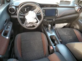 2022 Nissan Kicks SR with VIN 3N1CP5DVXNL499513, listed as a Copart auction lot 42601555 with 52,186 mi miles and Salvage Title. Bid and sale history available at carsss.com. Image 8.