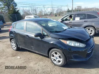 2016 Ford Fiesta SE with VIN 3FADP4EJ5GM153945, listed as a IAAI auction lot 41829241 with 157,597 mi miles. Bid and sale history available at carsss.com. Image 1.