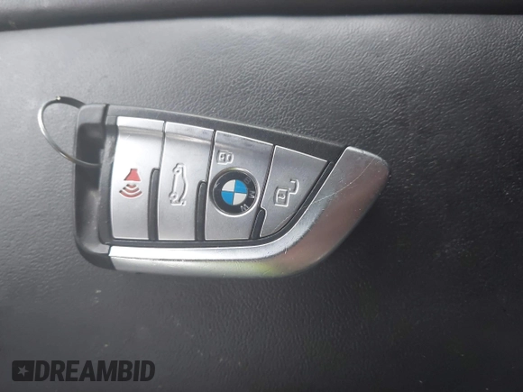 2023 BMW X5 xDrive40i with VIN 5UXCR6C01P9S01895, listed as a IAAI auction lot 41905192 with 33,326 mi miles and . Bid and sale history available at DreamBid. Image 11.