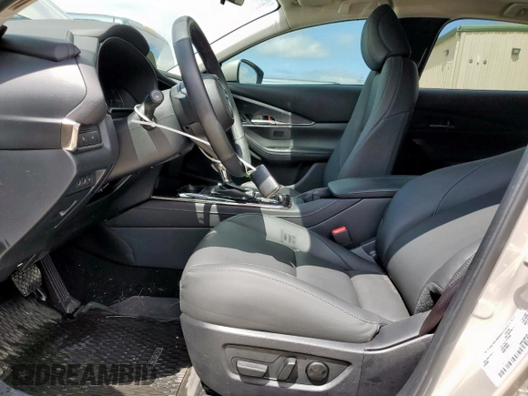 2024 Mazda CX-30 S Preferred with VIN 3MVDMBCM1RM675722, listed as a Copart auction lot 56052855 with 2,925 mi miles and Salvage title. Bid and sale history available at DreamBid. Image 7.