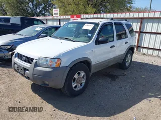 2002 Ford Escape XLT Choice с VIN 1FMYU03122KD33637, выставлен на аукционе IAAI как лот 41862269 с пробегом 275 583 миль миль и . История ставок и продаж доступна на DreamBid. Изображение 2.