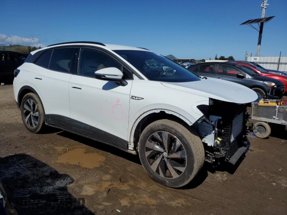 2023 Volkswagen ID.4 Pro with VIN 1V2CMPE81PC037574, listed as a Copart auction lot 48315845 with 9,499 mi miles and Salvage Title. Bid and sale history available at DreamBid. Image 4.