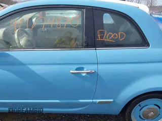 2015 FIAT 500 Lounge with VIN 3C3CFFCR2FT528180, listed as a IAAI auction lot 41674870 with 29,454 mi miles and . Bid and sale history available at DreamBid. Image 6.