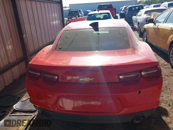 2021 Chevrolet Camaro 1LT с VIN 1G1FB1RS2M0127023, выставлен на аукционе IAAI как лот 41993382 с пробегом 65 121 миль миль и . История ставок и продаж доступна на DreamBid. Изображение 16.