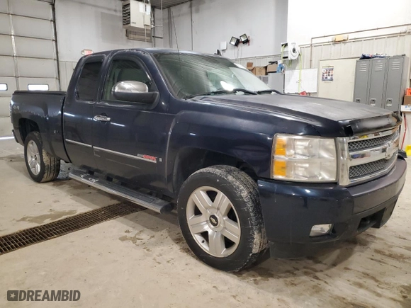 2008 Chevrolet Silverado 1500 LTZ with VIN 1GCEK19YX8Z126520, listed as a Copart auction lot 87890405 with 105,193 mi miles and Salvage Title. Bid and sale history available at carsss.com. Image 4.