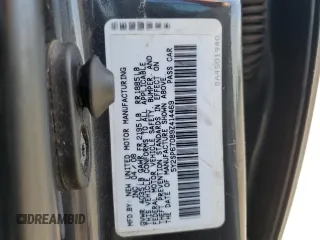 2009 Pontiac Vibe 1SB z VIN 5Y2SP67089Z414469, wystawiony jako Copart lot #57577015 z przebiegiem 179 834 mil mil oraz Czysty tytuł • Clean title. Historia ofert i sprzedaży dostępna na DreamBid. Obrazek 13.