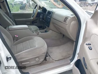 2002 Ford Explorer XLT with VIN 1FMZU63E02UC91029, listed as a IAAI auction lot 41903605 with 249,827 mi miles and . Bid and sale history available at DreamBid. Image 5.