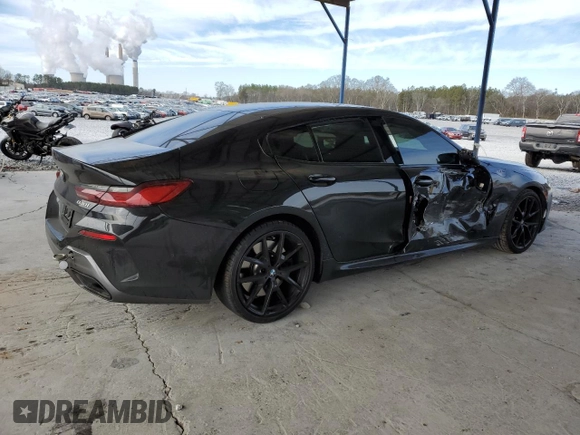 2021 BMW 8 Series 840i with VIN WBAGV2C08MCG13060, listed as a Copart auction lot 42387435 with 39,761 mi miles and Salvage Title. Bid and sale history available at DreamBid. Image 3.