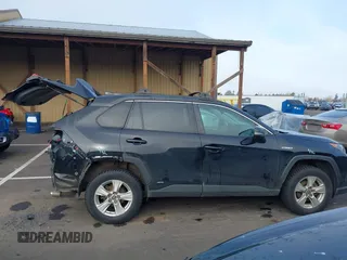 2021 Toyota RAV4 Hybrid LE with VIN 4T3M6RFV8MU028461, listed as a IAAI auction lot 41868616 with 80,233 mi miles. Bid and sale history available at carsss.com. Image 14.