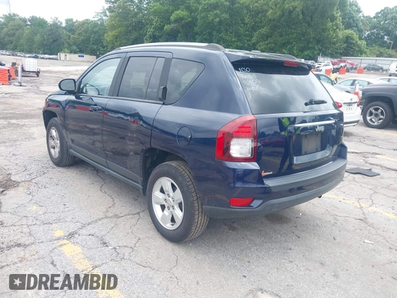 2016 Jeep Compass Sport with VIN 1C4NJCBB5GD761063, listed as a IAAI auction lot 42395903 with 122,102 mi miles and . Bid and sale history available at DreamBid. Image 3.