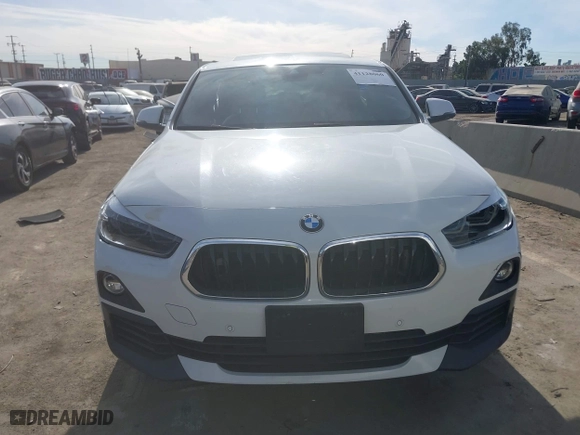 2020 BMW X2 sDrive28i with VIN WBXYH9C01L5P15004, listed as a IAAI auction lot 41128060 with 86,052 mi miles. Bid and sale history available at carsss.com. Image 11.