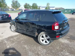 2014 Jeep Compass Latitude with VIN 1C4NJDEB0ED622084, listed as a IAAI auction lot 40412845 with 191,571 mi miles. Bid and sale history available at carsss.com. Image 3.
