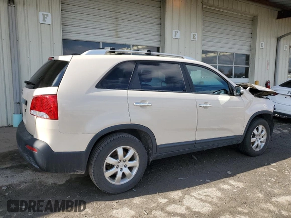 2011 Kia Sorento LX with VIN 5XYKT3A18BG171018, listed as a Copart auction lot 47173085 with 155,253 mi miles and Clean Title. Bid and sale history available at DreamBid. Image 3.
