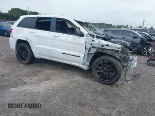 2018 Jeep Grand Cherokee Laredo E with VIN 1C4RJEAG4JC153297, listed as a IAAI auction lot 41364545 with 1 mi miles. Bid and sale history available at carsss.com. Image 1.