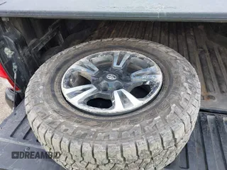 2016 Toyota Tacoma SR with VIN 3TMCZ5AN2GM027945, listed as a IAAI auction lot 41446277 with 51,781 mi miles and . Bid and sale history available at DreamBid. Image 12.