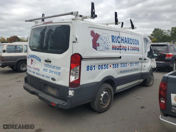2019 Ford Transit Van with VIN 1FTYR1YM1KKA34428, listed as a Copart auction lot 72620094 with 82,642 mi miles and Salvage Title. Bid and sale history available at carsss.com. Image 3.