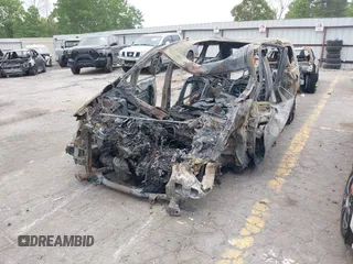 2018 Chrysler Pacifica Limited z VIN 2C4RC1GG9JR320691, wystawiony jako IAAI lot #42086268 z przebiegiem Nie podano mil oraz . Historia ofert i sprzedaży dostępna na DreamBid. Obrazek 2.