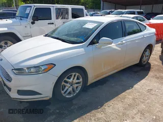 2015 Ford Fusion SE z VIN 3FA6P0H7XFR200759, wystawiony jako IAAI lot #42112951 z przebiegiem 233 652 mil mil oraz . Historia ofert i sprzedaży dostępna na DreamBid. Obrazek 16.