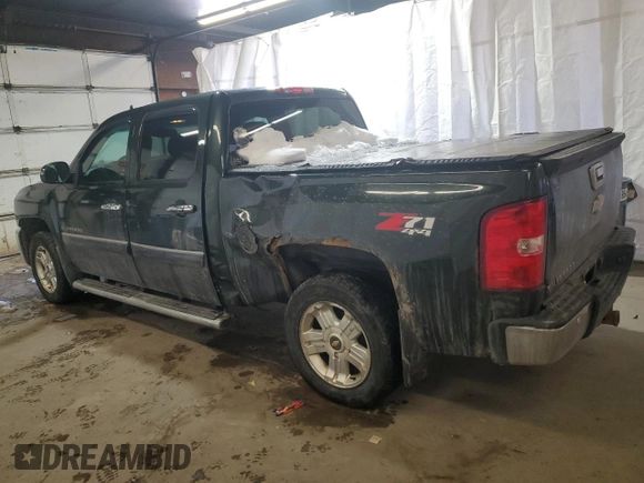 2013 Chevrolet Silverado 1500 LT with VIN 3GCPKSE71DG237981, listed as a Copart auction lot 42126845 with 228,252 mi miles and Salvage Title. Bid and sale history available at DreamBid. Image 2.