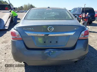 2015 Nissan Altima S with VIN 1N4AL3AP2FN345623, listed as a IAAI auction lot 41899319 with 350,211 mi miles and . Bid and sale history available at carsss.com. Image 17.