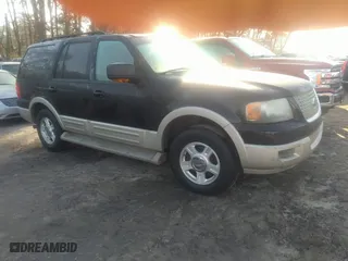 2005 Ford Expedition Eddie Bauer with VIN 1FMPU17535LA30508, listed as a IAAI auction lot 41108956 with 273,279 mi miles. Bid and sale history available at carsss.com. Image 1.