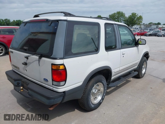 1996 Ford Explorer with VIN 1FMCU24X4TUC82009, listed as a IAAI auction lot 42829672 with 113,106 mi miles and . Bid and sale history available at DreamBid. Image 4.