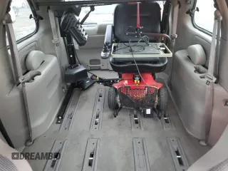 2002 Dodge Caravan SE with VIN 1B4GP25B22B509575, listed as a Copart auction lot 78660004 with 106,245 mi miles and Clean Title. Bid and sale history available at carsss.com. Image 10.