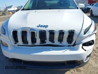 2018 Jeep Cherokee Latitude Plus с VIN 1C4PJMLX5JD508079, выставлен на аукционе IAAI как лот 41796679 с пробегом 96 899 миль миль и . История ставок и продаж доступна на DreamBid. Изображение 6.
